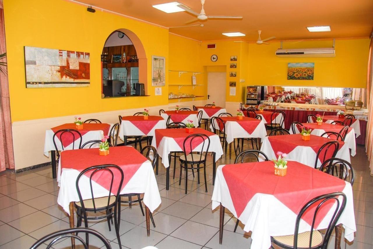 Hotel Marinella Rimini Exterior photo